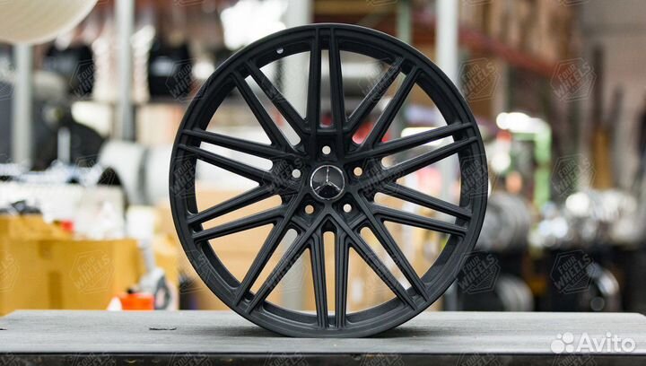 Кованые диски Mercedes S 223 R22