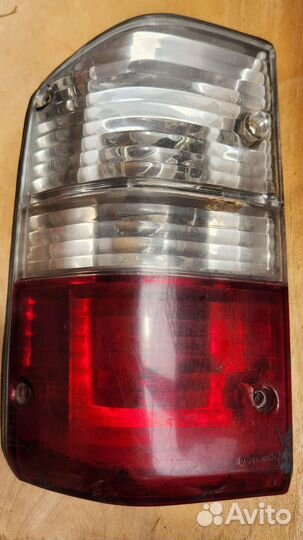 Фонарь левый Nissan Patrol Y60