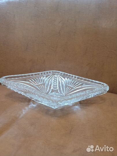 Хрустальная ваза