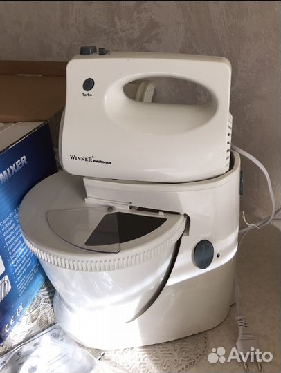 Миксер с чашей