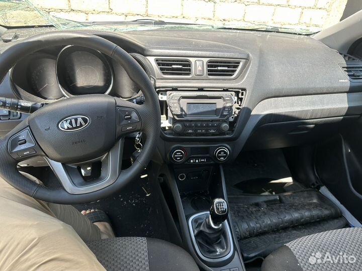 Разбор Kia Rio 3