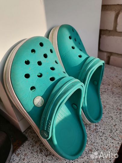 Сандали crocs j2