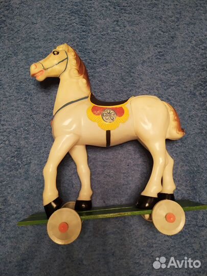 Советская игрушка лошадка