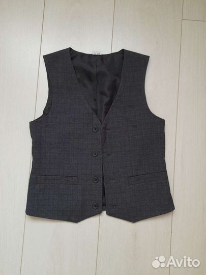 Жилетка для мальчика Uriel 134