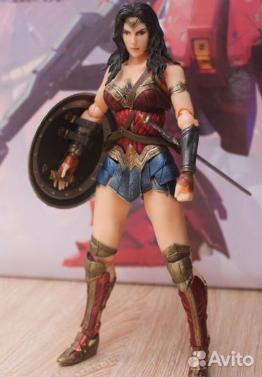 Чудо-женщина фигурка игрушка Wonder Woman