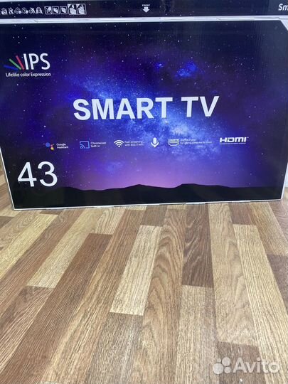 Телевизор SMART tv новый 43