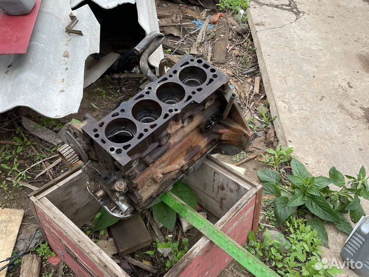 Блок двигателя nexia 1.5 16кл