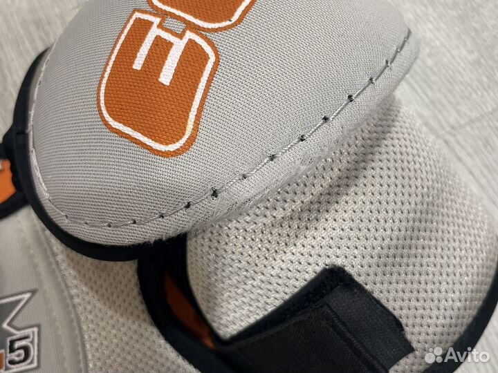 Нагрудник хоккейный детский