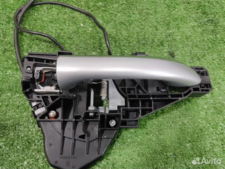 Ручка наружная двери передней правой Mercedes Ben