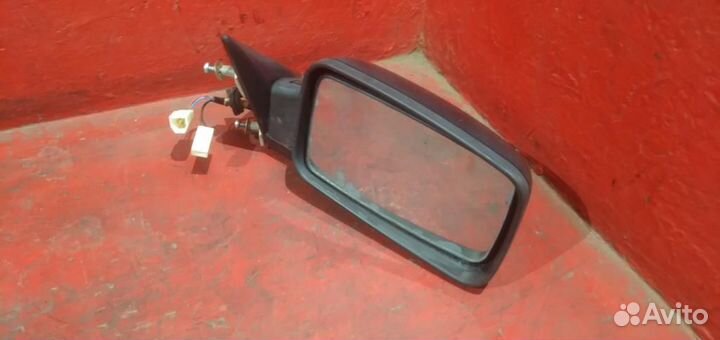 Приора зеркало правое электрическое