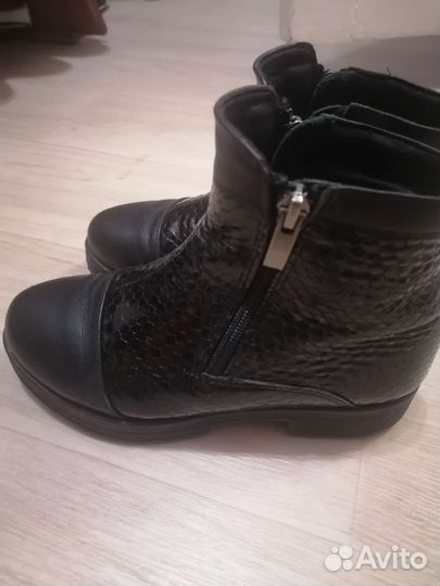 Ботинки для девочки