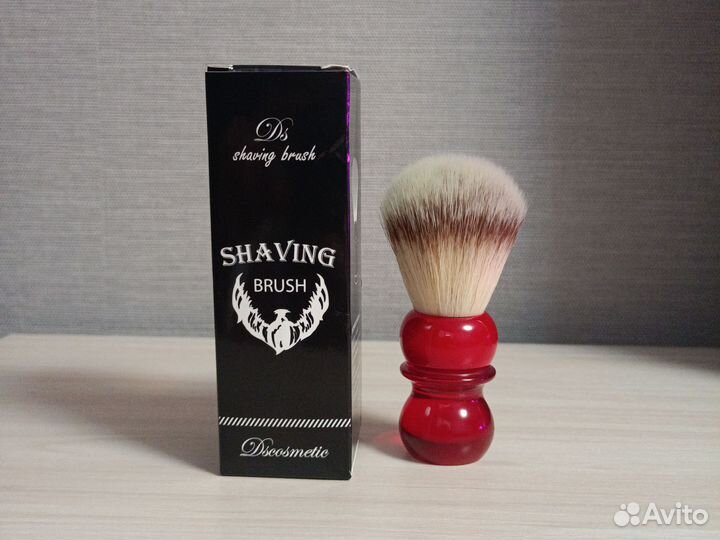 Помазок для бритья бритвенным станком