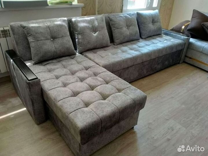 Диван угловой на заказ не б/у