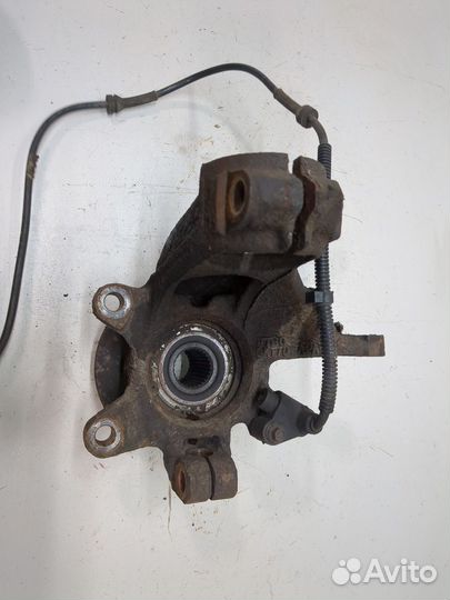 Ступица (кулак, цапфа) правая передняя Ford Cougar