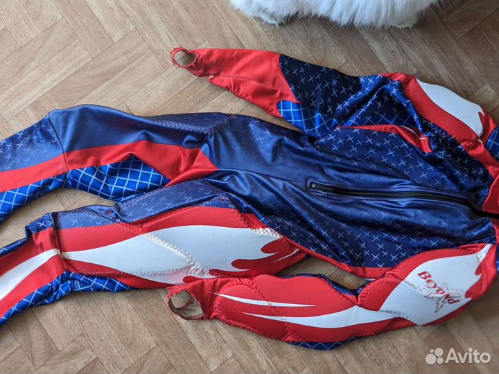 Горнолыжные Спусковые комбинезоны