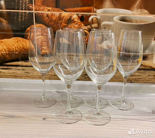 Бокалы для вина