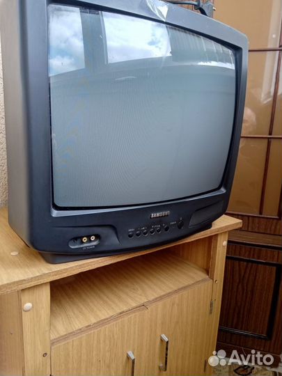Телевизор цветной samsung