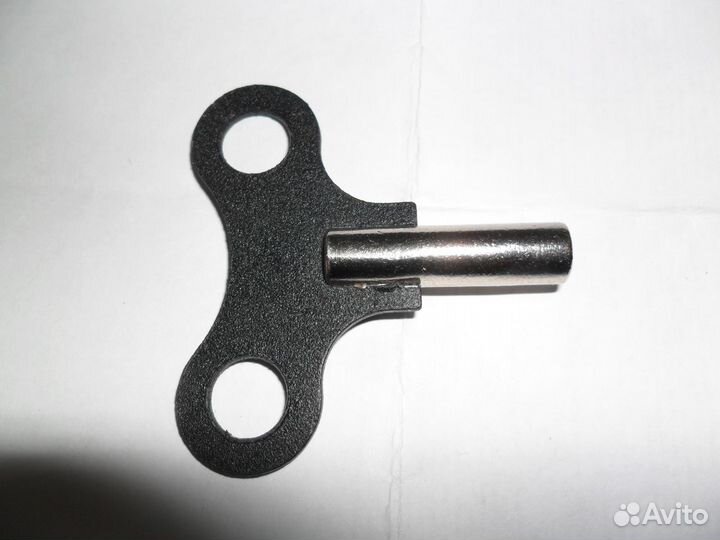 Ключ для часов и гитар