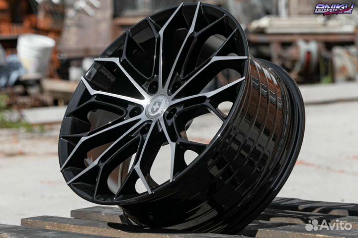 Дисков HRE Style A558 R18 8j ET35 5*114,3 (G445)