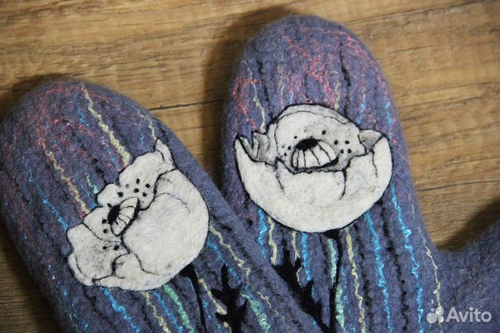 Варежки женские