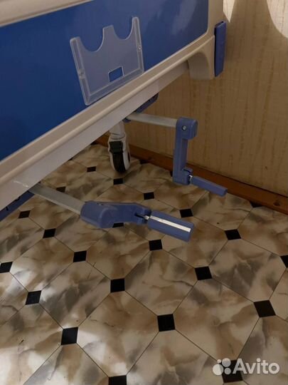 Продам кровать медицинскую для лежачих больных
