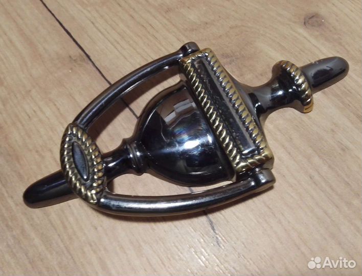 Дверной звонок. Кнокер