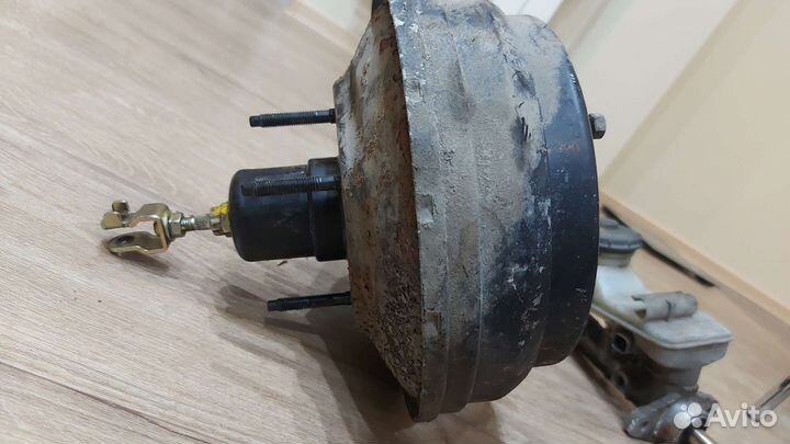 Главный тормозной цилиндр с вут Honda Integra 7/8