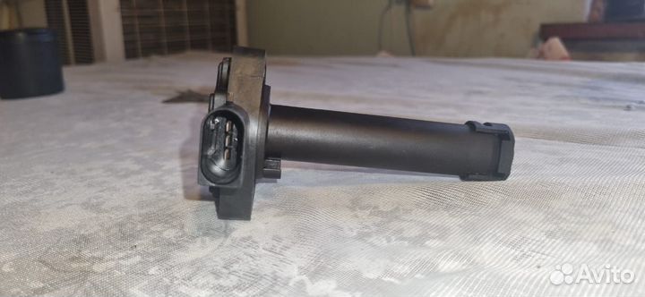 Датчик уровня масла Е65 Е66 с мотора n62 b44