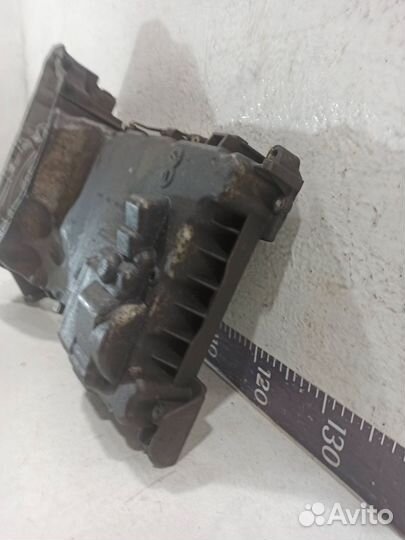 Поддон двигателя Мерседес