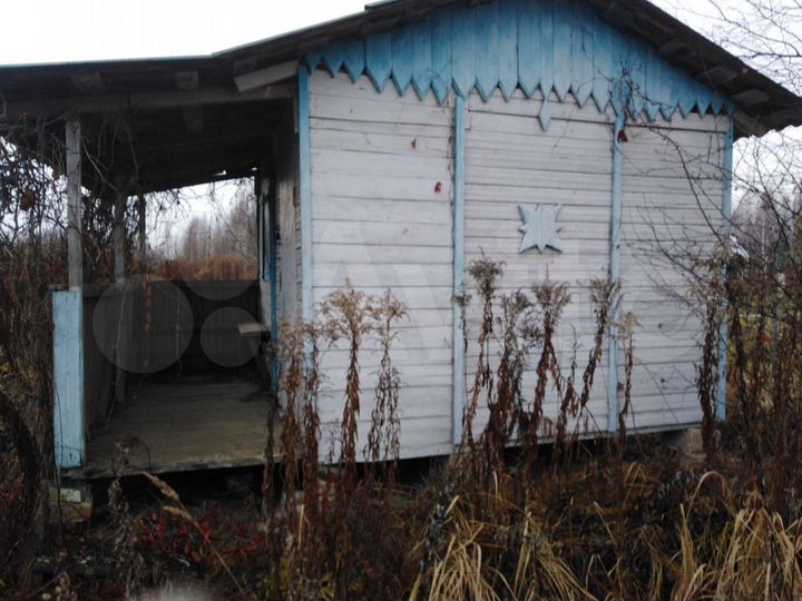 Дача 10 м² на участке 10 сот.