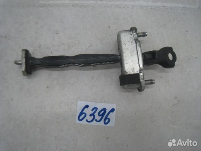 Ограничитель двери Nissan Tiida C11