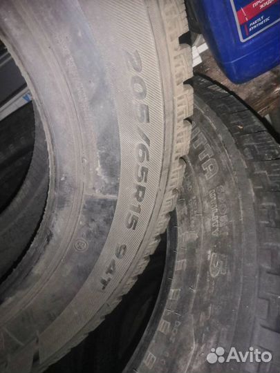 Hankook Winter I'Cept Evo 3 W330 205/65 R15