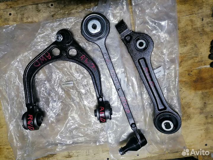 Рычаги перед комплект Dodge Charger LD