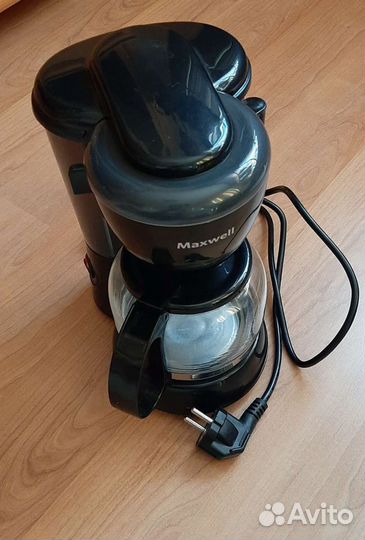 Кофеварка капельная Maxwell