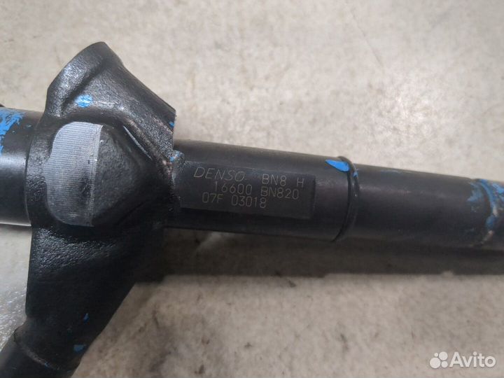 Форсунка топливная Nissan Almera Tino, 2004