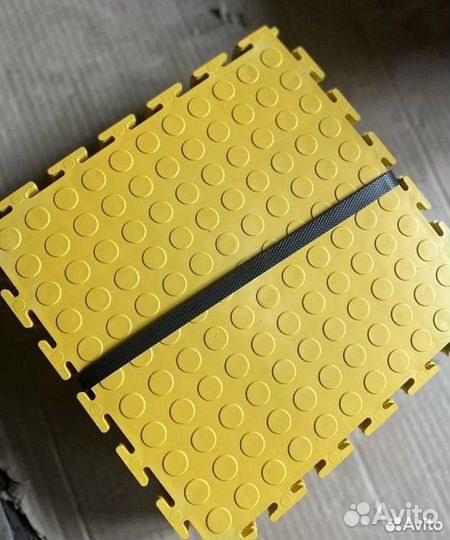 Пвх плитка для гаража