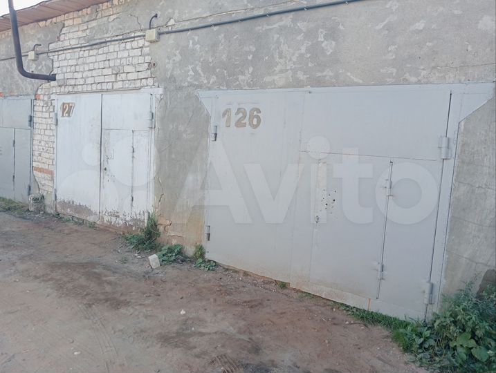 Гараж, > 30 м²