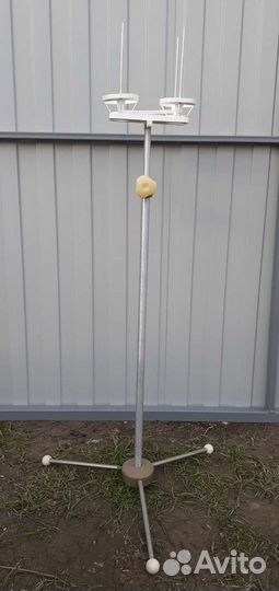 Стойки, штатавы медицинские капельница