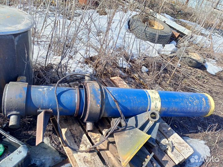 Гидроцилиндр подъëма кузова