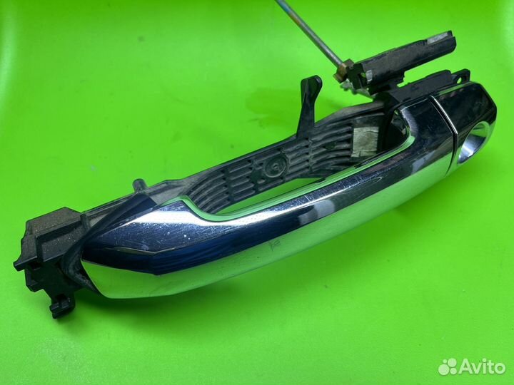 Ручка двери левая Toyota Sequoia 2008-2017