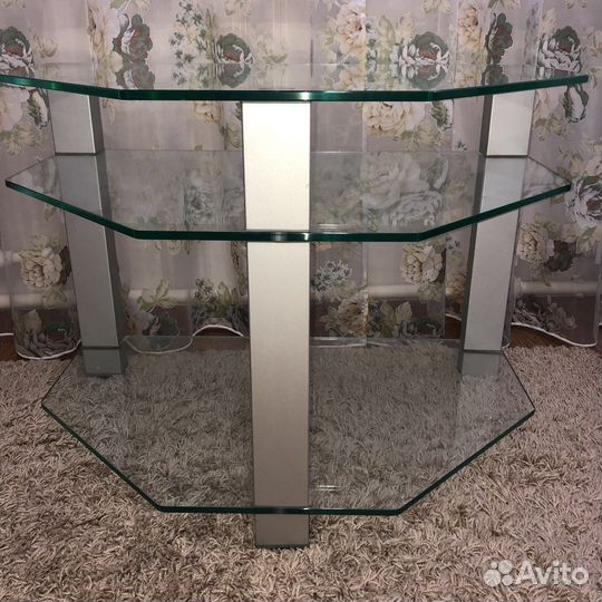 Стеклянная тумба, стол