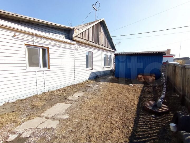 4-к. квартира, 60 м², 1/1 эт.