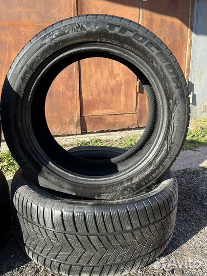 Tracmax X-Privilo S330 255/50 R19 и 285/45 R19