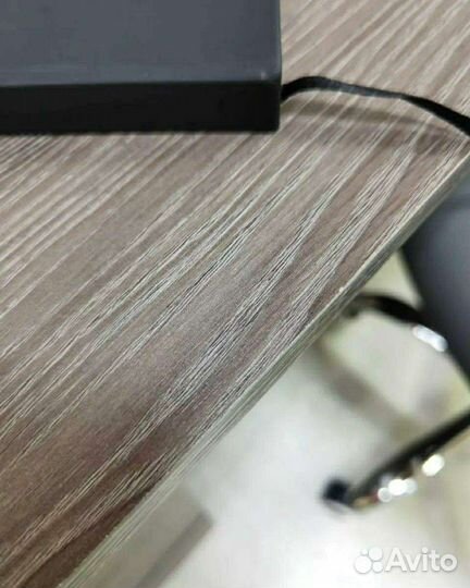 Письменный стол лючия 33.23 новый с фабрики