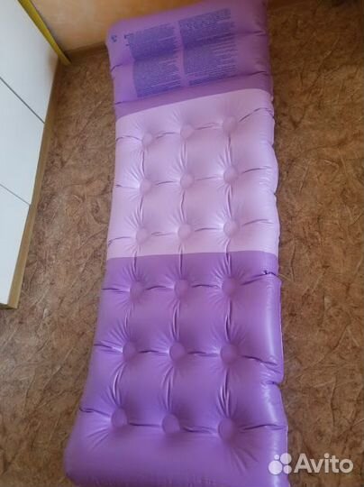 Надувной водный матрац