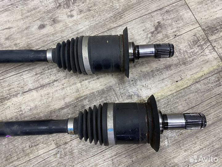 Привод задний левый правый BMW F20 F22 F30 F32 F34