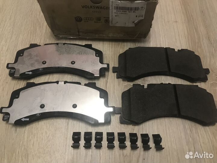 Тормозные колодки VAG 4mo698151bl оригинал