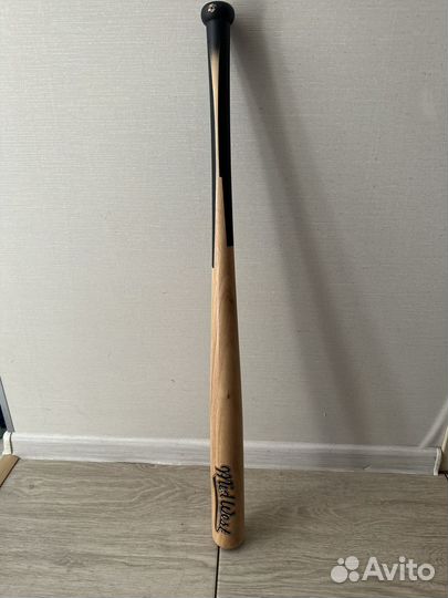 Бейсбольная бита