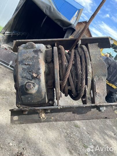 Лебедка автомобильная бу