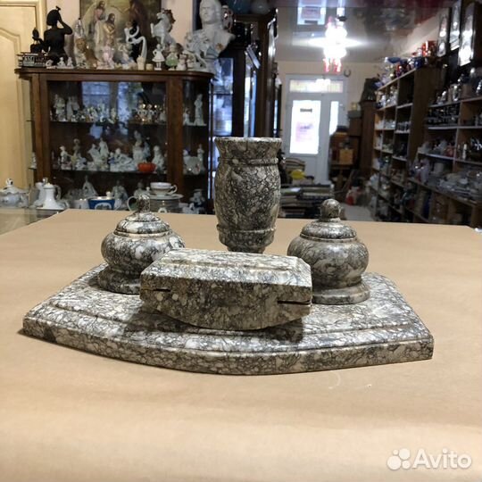 Чернильницы. Письменный прибор. Мрамор